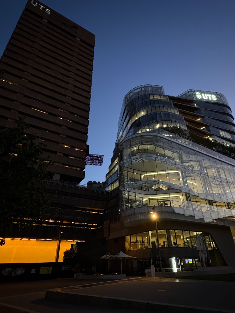 Apple Foundation Programme – UTS building at night